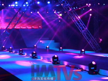 論現(xiàn)代舞臺(tái)燈光的效果與魅力