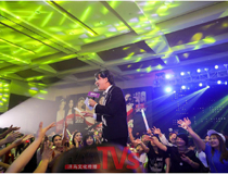 一個成功的晚會，舞臺搭建燈光音響往往是活動的亮點