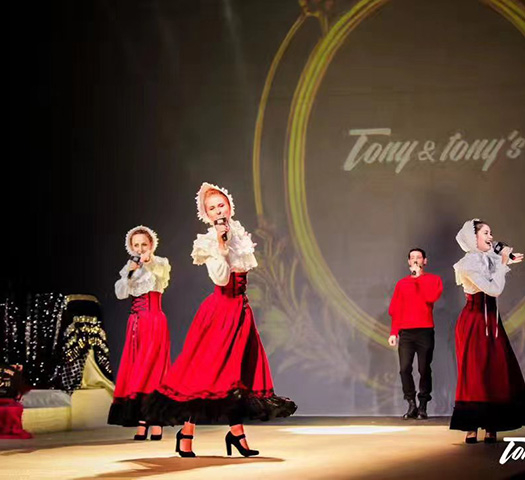 電視臺(tái)編制主持人與商業(yè)主持人的區(qū)別